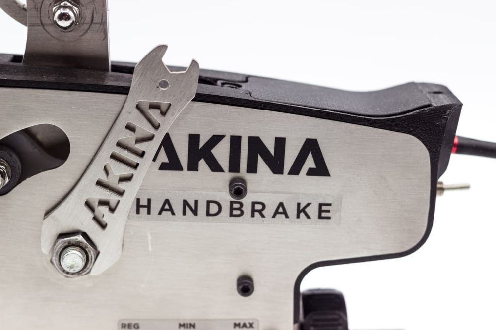 akina-handbrack-simracing-drifting-drive-simulator-side